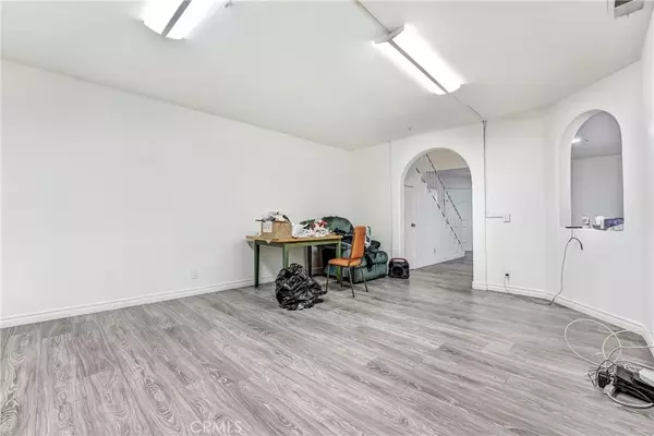 Panorama City, CA 91402,14300 Terra Bella #20