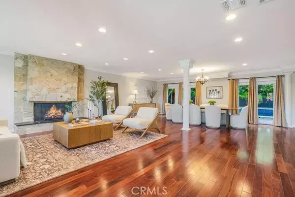 Encino, CA 91436,3325 Alginet