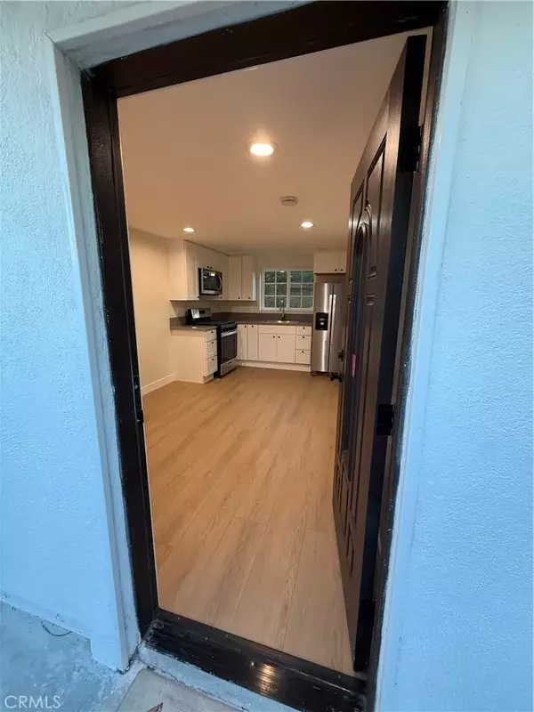 Winnetka, CA 91306,6538 Kelvin Ave