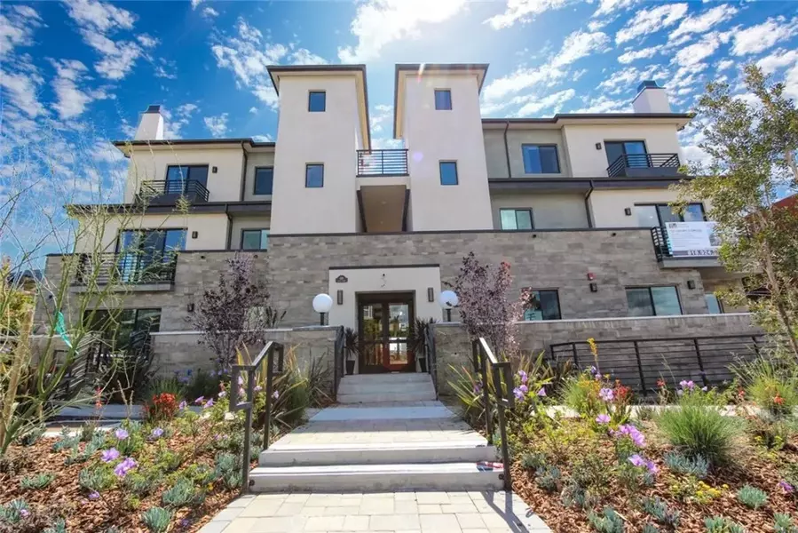 330 Salem #201, Glendale, CA 91203