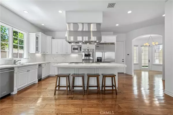 Calabasas, CA 91302,25471 PRADO DE ORO