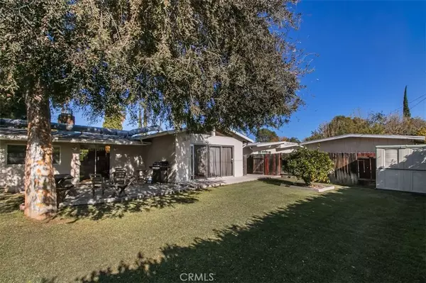 Reseda, CA 91335,19462 Arminta