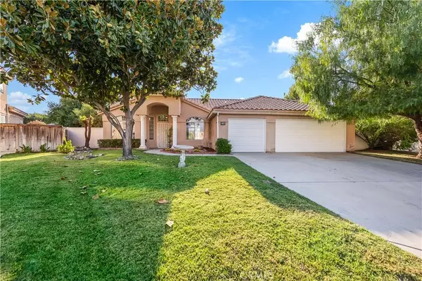 903 Sarazen Street, Hemet, CA 92543
