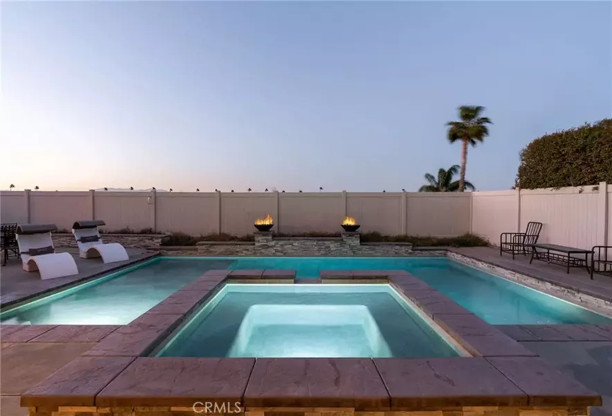 1097 Pampas Circle, Corona, CA 92881