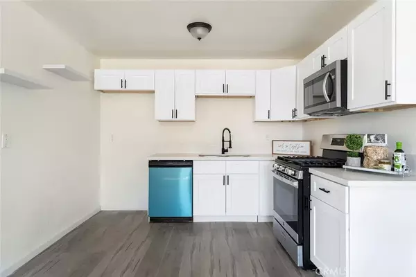 Thousand Palms, CA 92276,30570 Roseview Lane