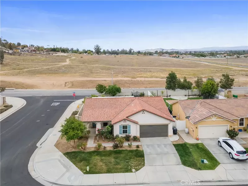 1485 Strawberry Drive, Perris, CA 92571