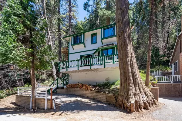 695 Sunderland Court, Lake Arrowhead, CA 92352