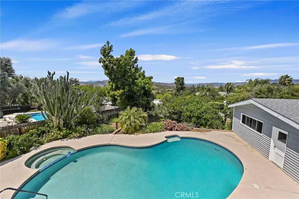 Fallbrook, CA 92028,321 W Kalmia Street