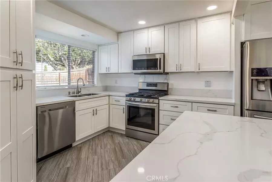 1695 Oak Drive, Vista, CA 92084