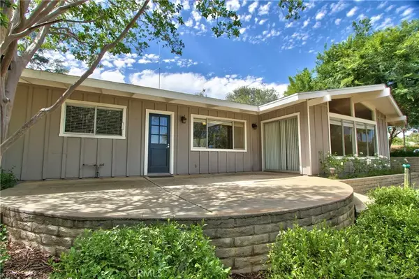 Fallbrook, CA 92028,1743 Green Briar Circle