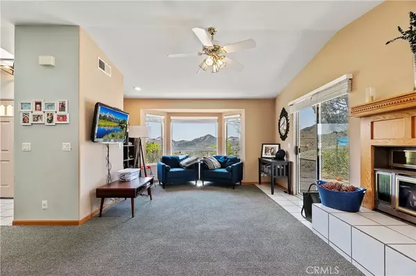 Fallbrook, CA 92028,9352 Huntley Road