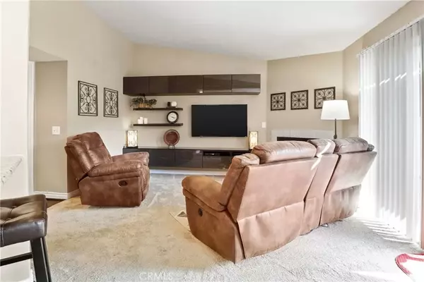 Corona, CA 92882,2616 Avenida Del Vista #B202