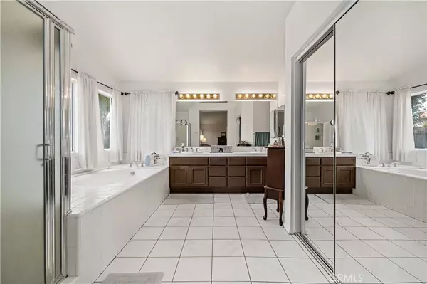 Murrieta, CA 92562,24018 Sweet William Ln