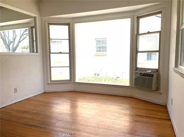 Lakewood, CA 90713,4323 Carfax Avenue