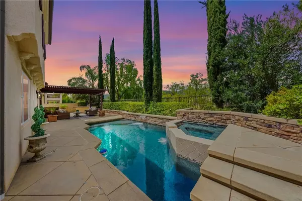 Corona, CA 92883,4348 Cantada Drive