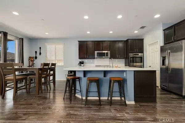 Lake Elsinore, CA 92532,34319 Deergrass Way
