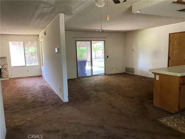 Fontana, CA 92335,9802 Juniper Avenue