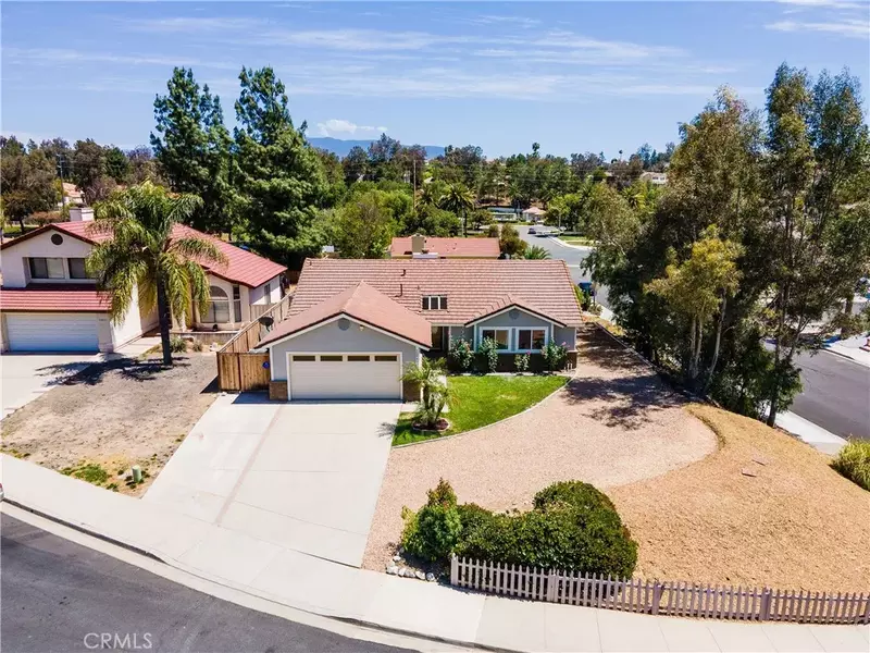 32049 Pinot Blanc Court, Temecula, CA 92591