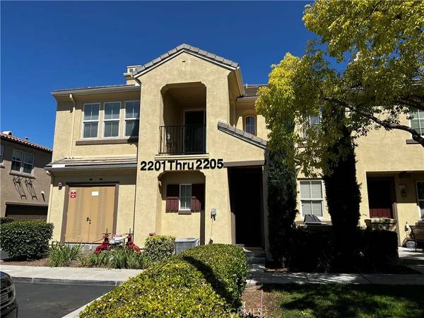 Lake Elsinore, CA 92530,1800 E Lakeshore Drive #2201