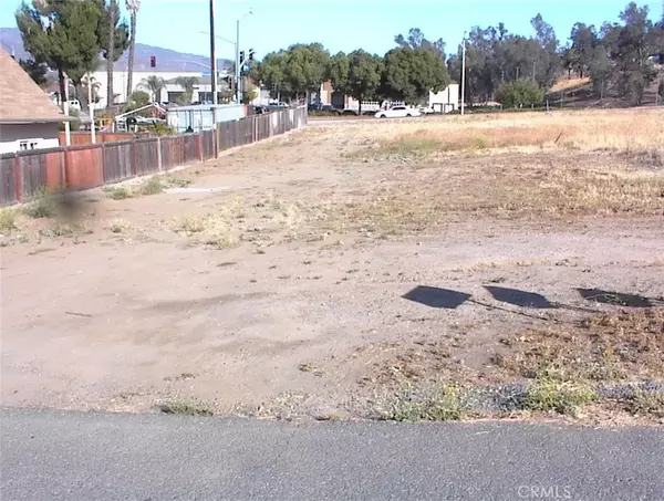 Lake Elsinore, CA 92530,0 Wisconsin