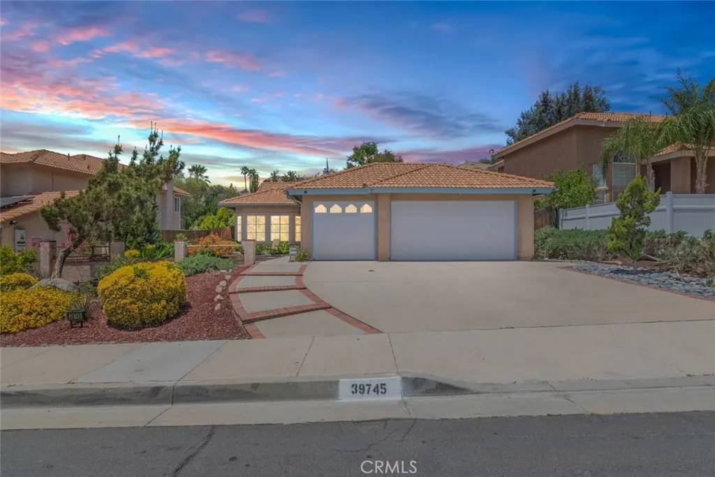 Murrieta, CA 92563,39745 Highbury Drive