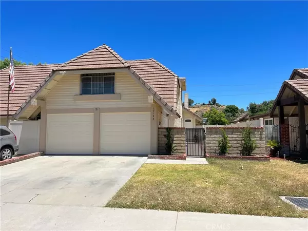 27144 Rio Prado Drive, Valencia, CA 91354