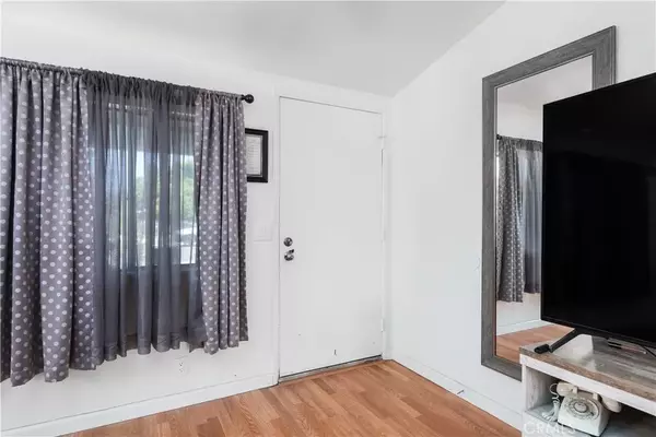 Perris, CA 92570,1323 Mount Shasta Street