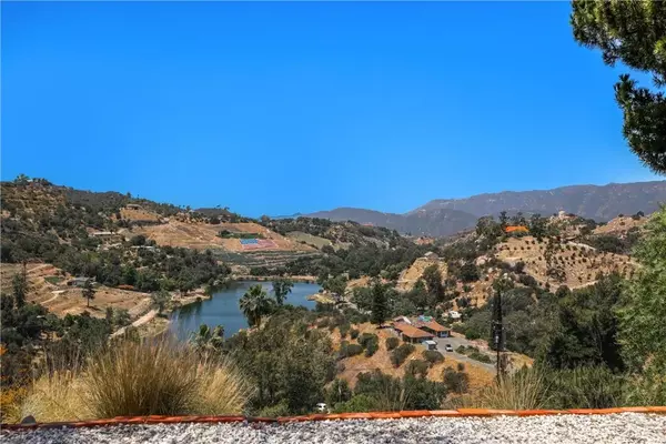 Fallbrook, CA 92028,40460 Little Ross Road