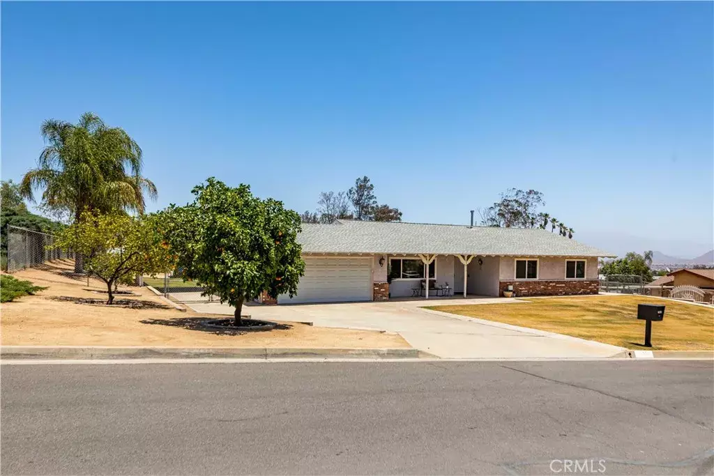 Perris, CA 92570,23830 Lemon Avenue