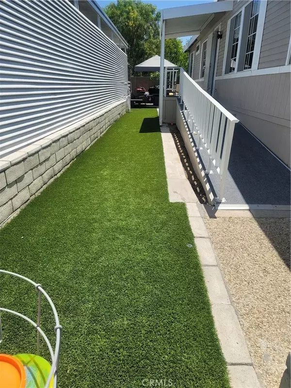 Brea, CA 92821,1051 Site #110