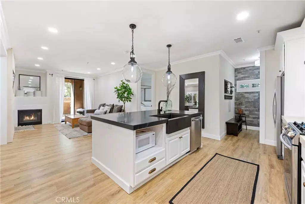 Murrieta, CA 92562,24909 Madison Avenue #413