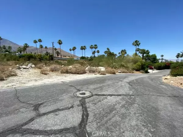 Palm Springs, CA 92262,1 N Vista Drive