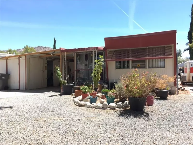 25160 Avenida Vizcaya, Homeland, CA 92548