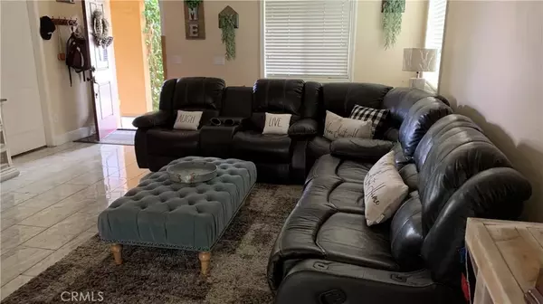 San Jacinto, CA 92583,912 E Washington Avenue