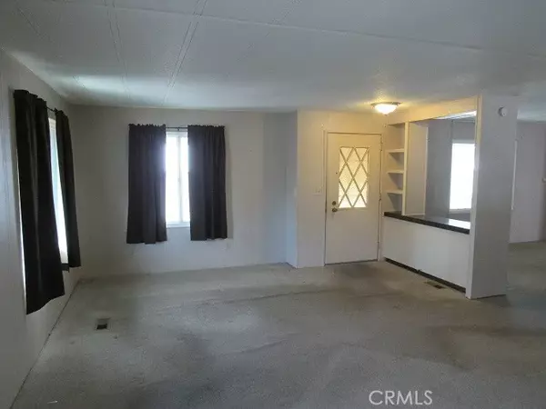 Hemet, CA 92543,575 S Lyon #72