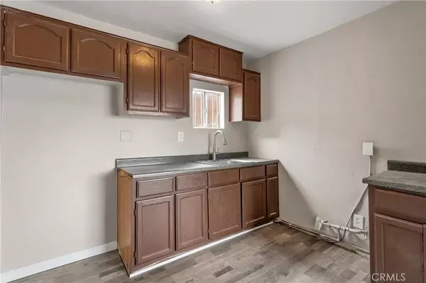 Victorville, CA 92395,15315 Center Street