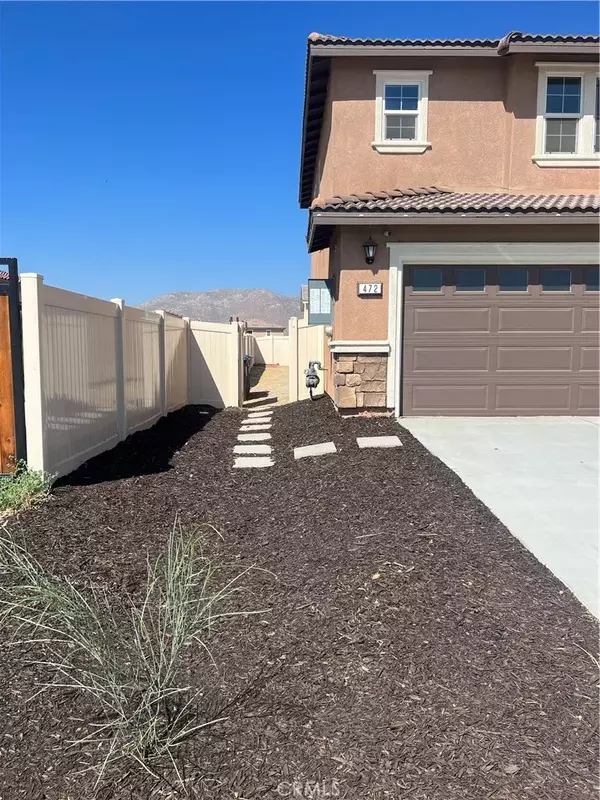 San Jacinto, CA 92582,472 Black Cherry Street