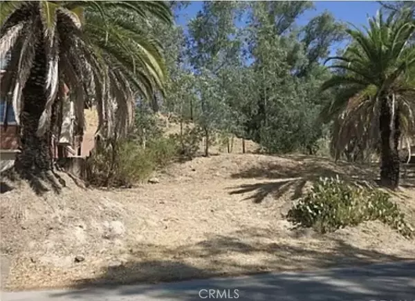 2 Lash, Lake Elsinore, CA 92530