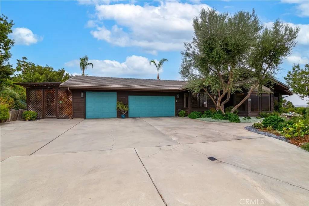 Hemet, CA 92544,44326 Logan Drive