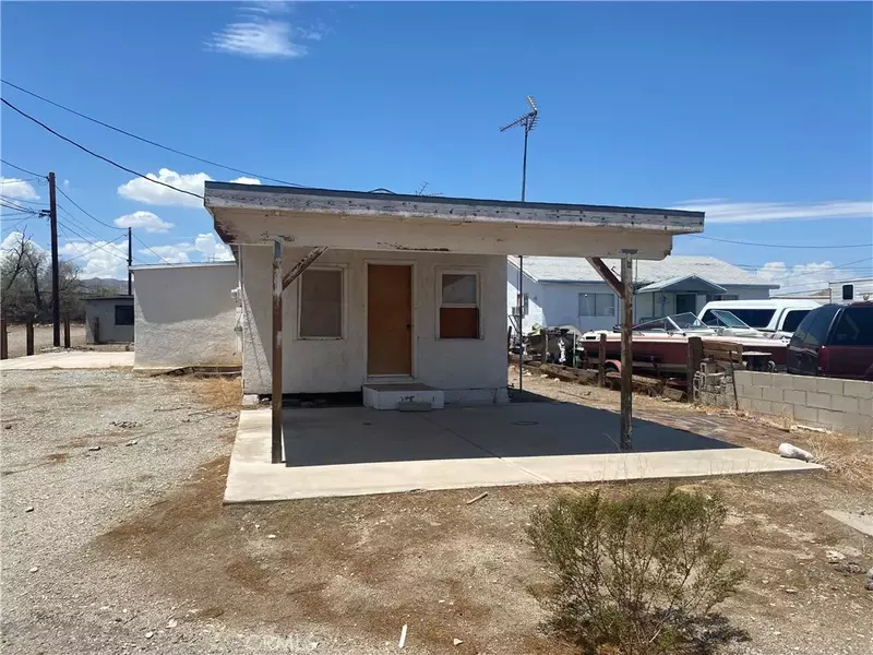460 F Street, Needles, CA 92363