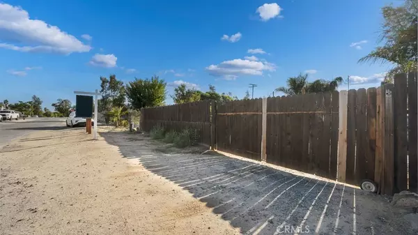 Lake Elsinore, CA 92530,32587 Crescent Avenue