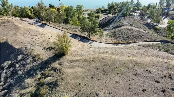 Lake Elsinore, CA 92530,0 Skyline