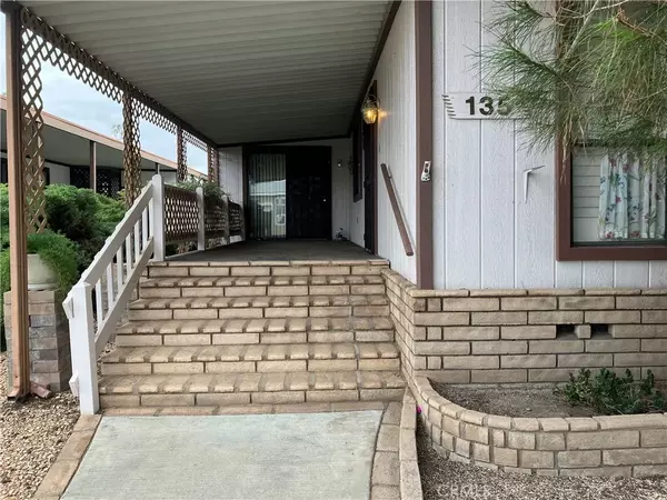 Hemet, CA 92543,1300 W Menlo #135