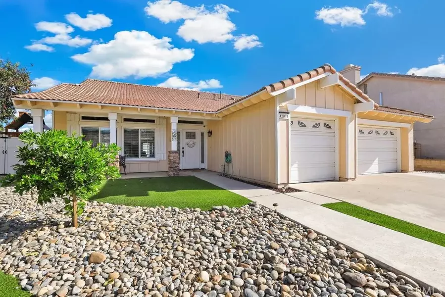 42019 Thoroughbred Lane, Murrieta, CA 92562