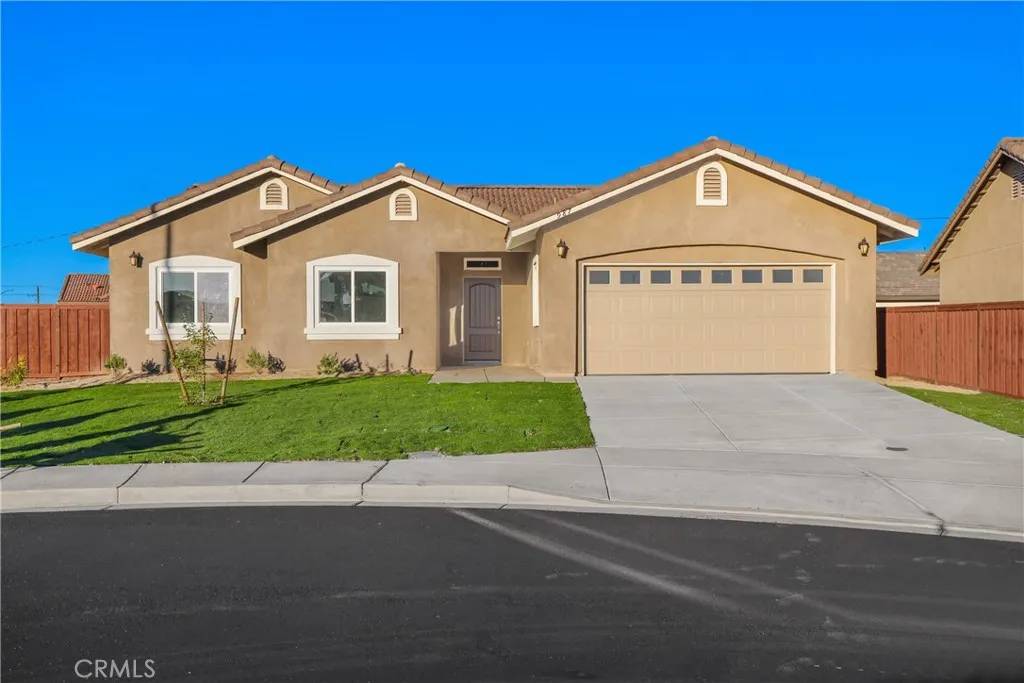 987 Shelbie Avenue, Brawley, CA 92227