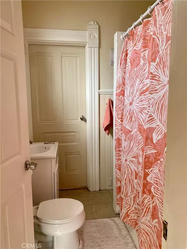 Berkeley, CA 94710,1019 Channing Way