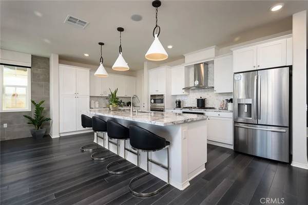 Ontario, CA 91761,4028 E Amigos Privado