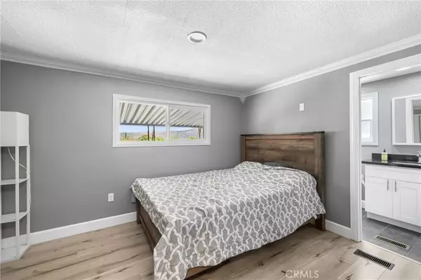 Lake Elsinore, CA 92530,32857 Valley View Avenue