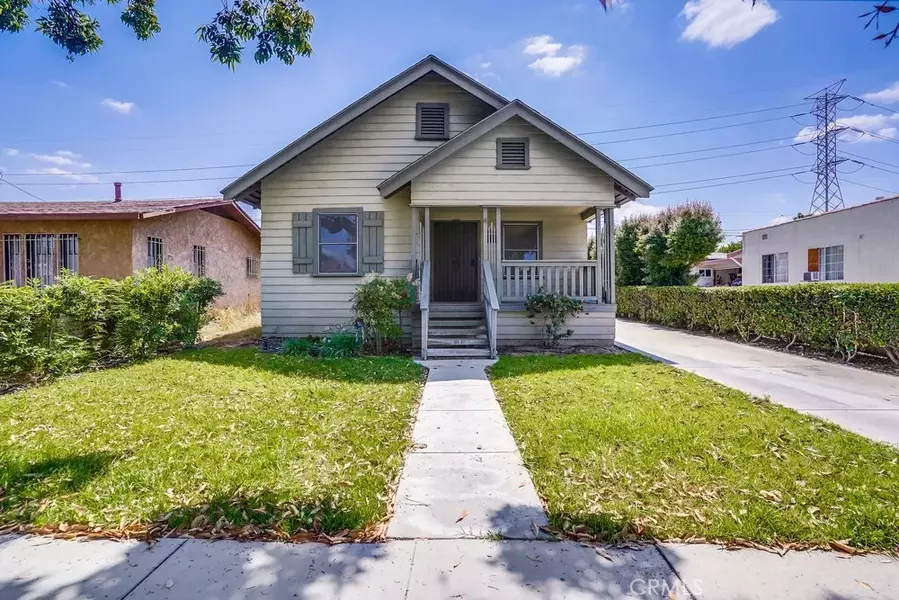 6826 Hollenbeck Street, Huntington Park, CA 90255