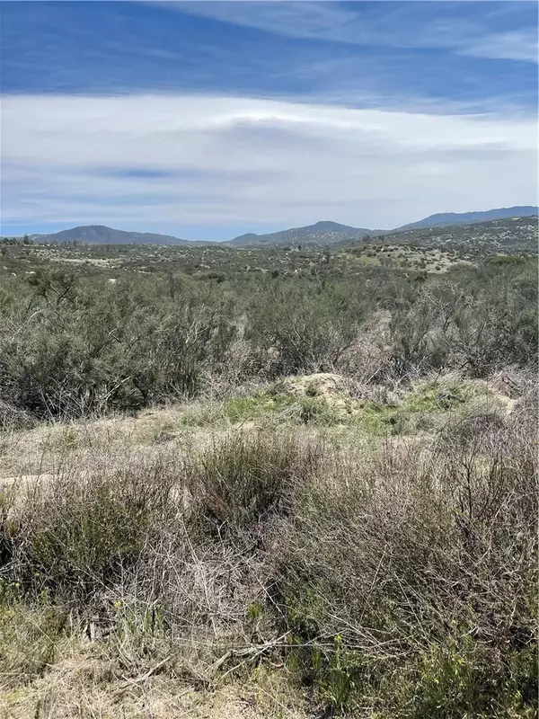 Hemet, CA 92544,65 Madera
